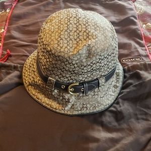 Coach hat